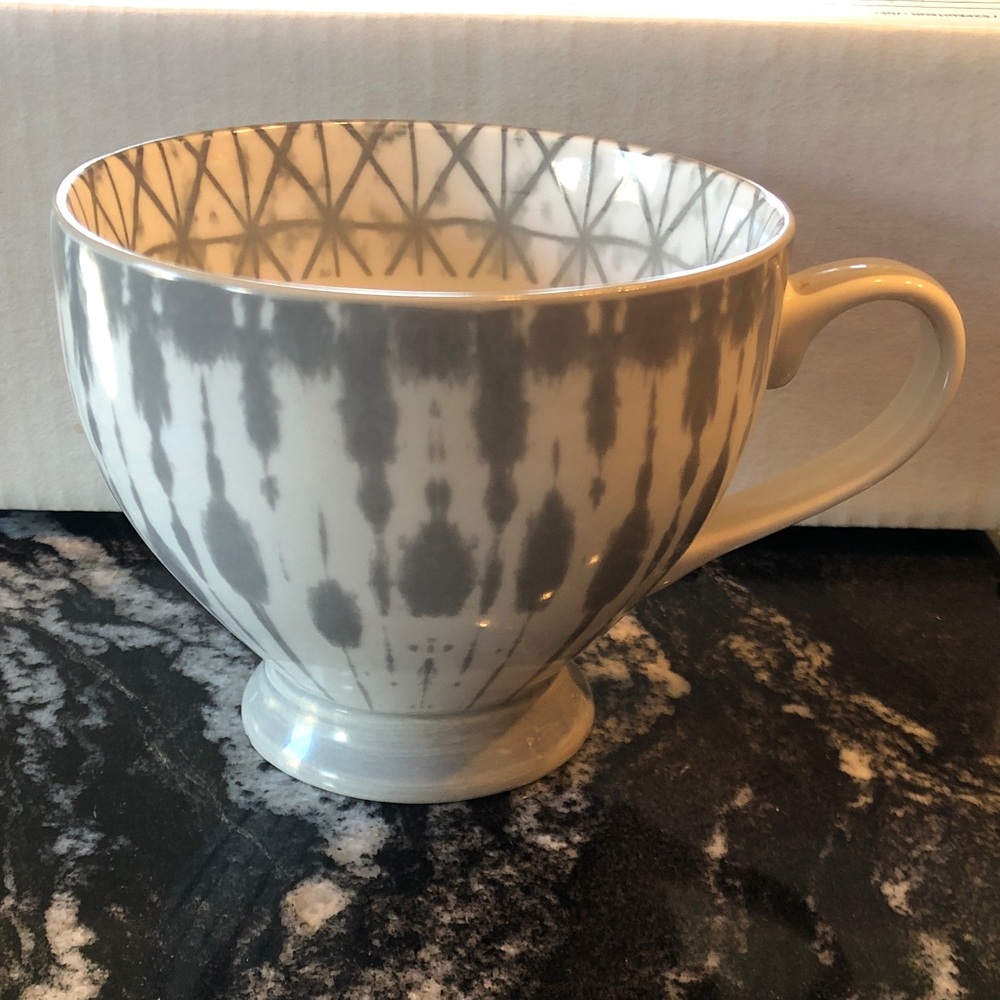Gray Patterned Ceramic Mug